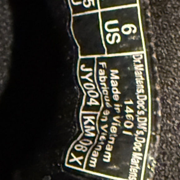 Dr. Martens INFANT 1460 SOFTY T LEATHER LACE UP BOOTS Size 6 NWOB - Picture 10 of 11